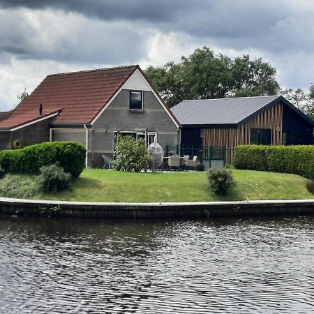 Waterhuis Friesland Oudwoude Exterior foto
